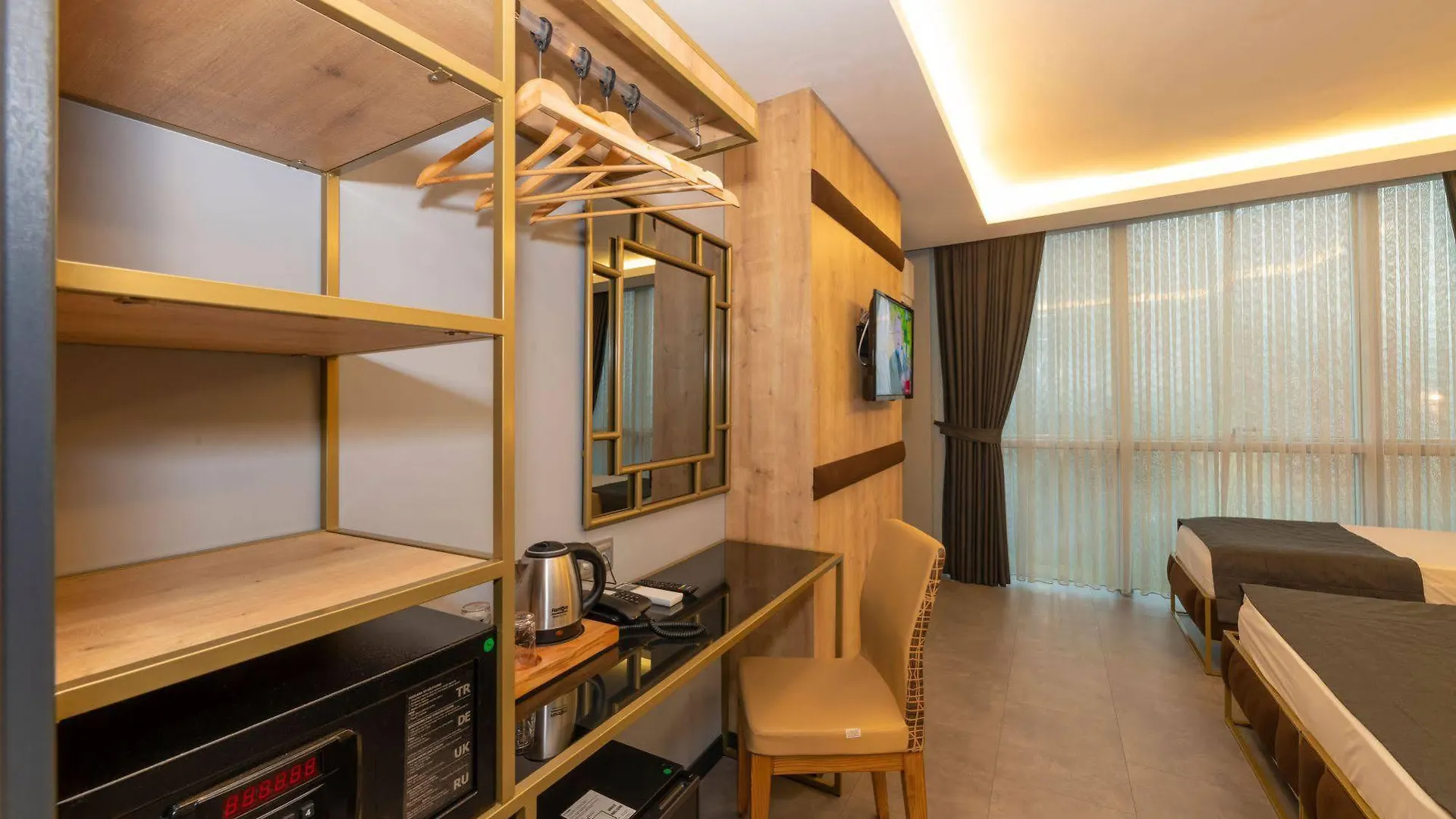 Fly And Stay Airport Hotel Istanboel 3*,  Turkije
