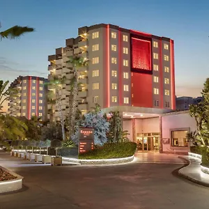 Ramada By Wyndham Lara Hotell