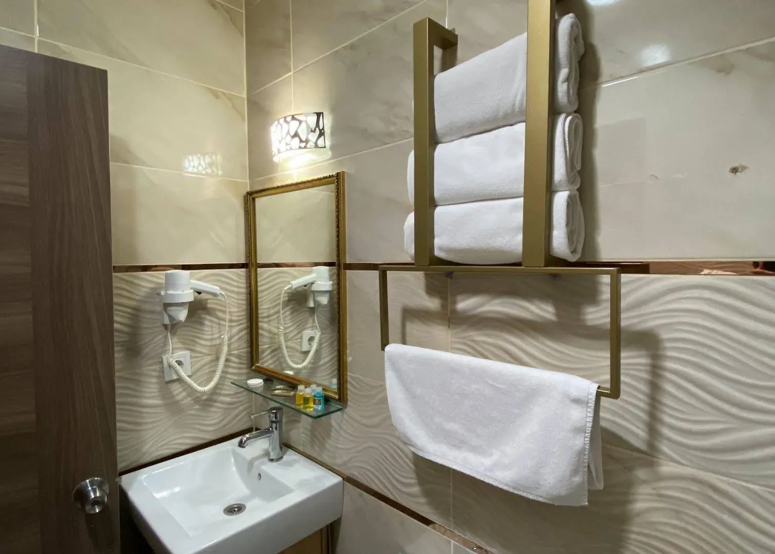 Fly And Stay Airport Hotel Istanbul