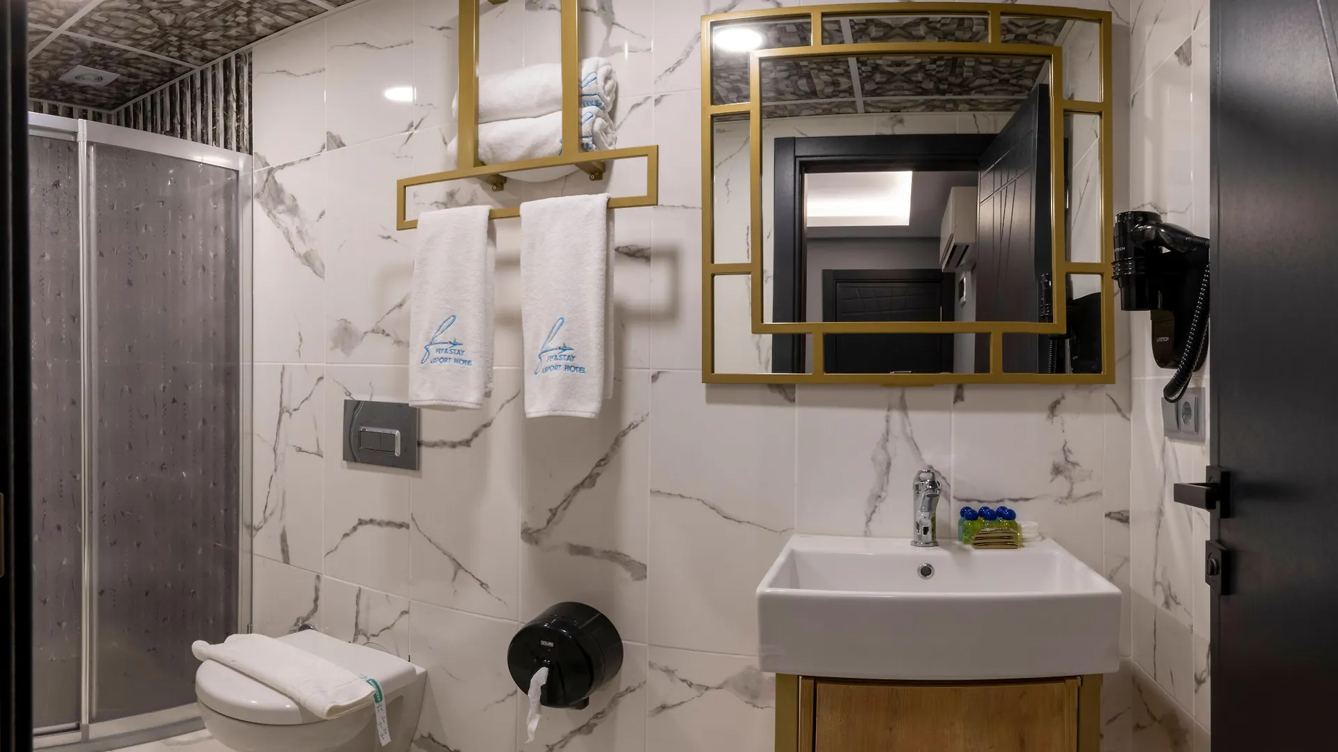 Fly And Stay Airport Hotel Istanbul