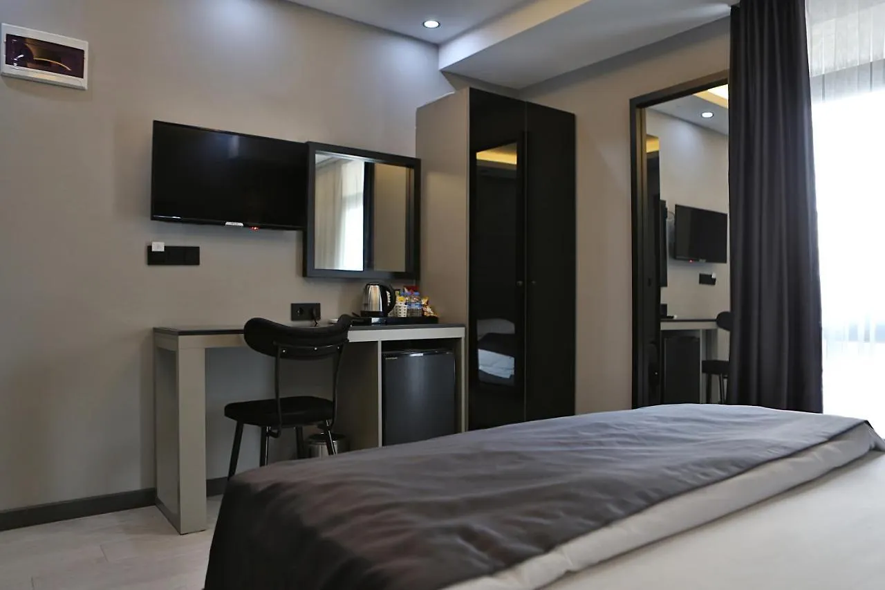 Fly And Stay Airport Hotel Istanbul